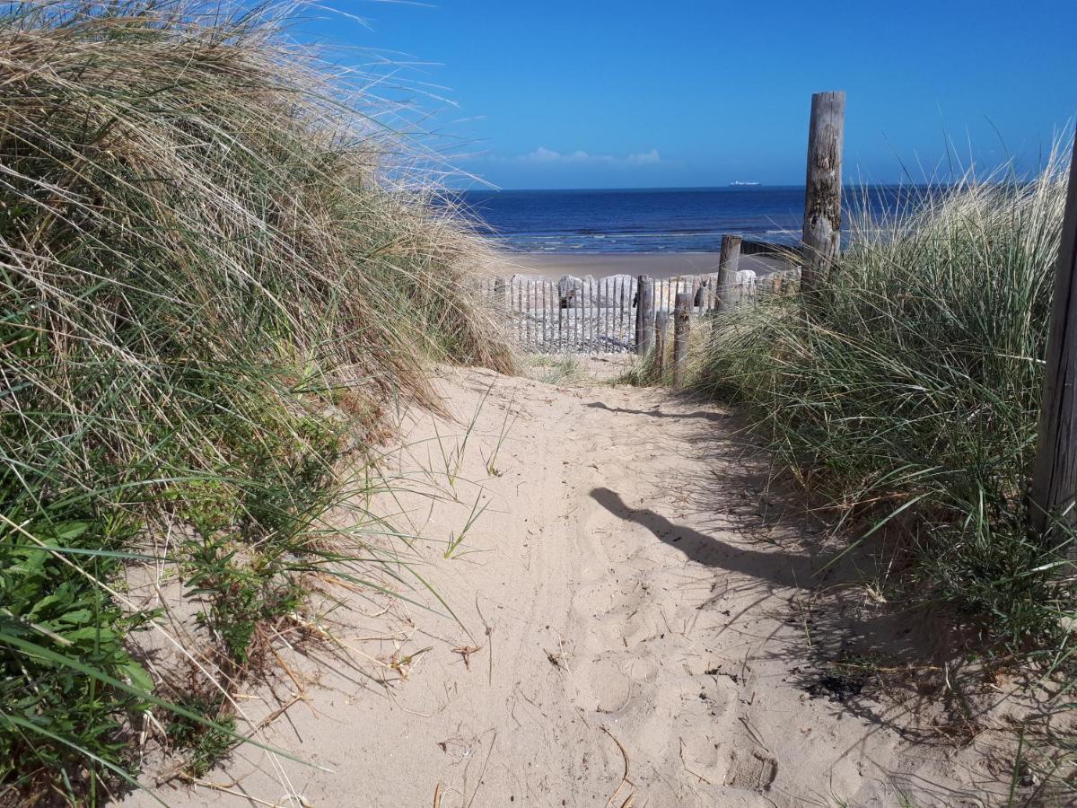 Sangatte " Les Terrasses" Maison Front De Mer Les Pieds Dans L'Eau Pleine De Charme Cap Blanc Nez Cote D'Opale Exterior foto